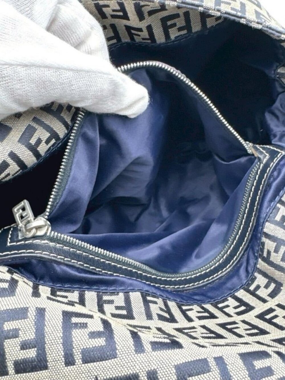 Fendi Mamma Zucca Bucket Baguette Navy Tan Flap Bag Purse Tote FF - Picture 10 of 16